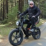 E-Bikes vs. Traditional Bikes: Which is Right for You?